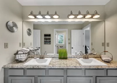Real Estate photography of bathroom in Rocky Hill, CT | multifocusmedia
